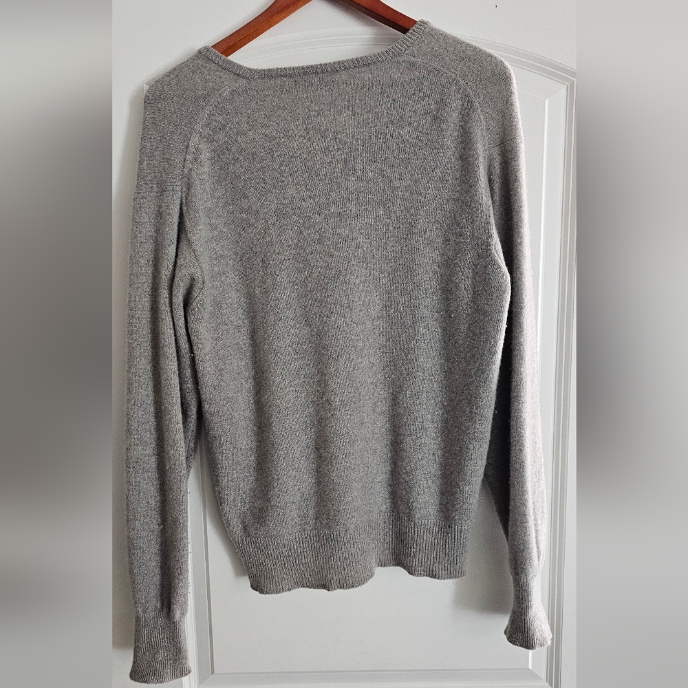 Vintage Men's Beige Cashmere V-Neck Sweater, Forstmann, 42 (= Men’s L)